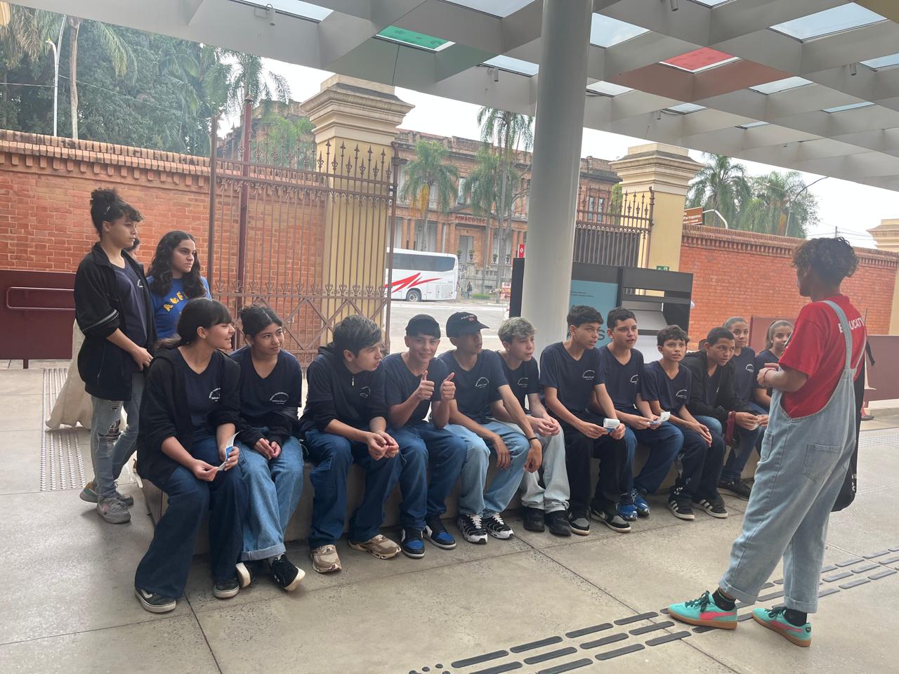 TRANSFORMANDO O FUTURO tryrty